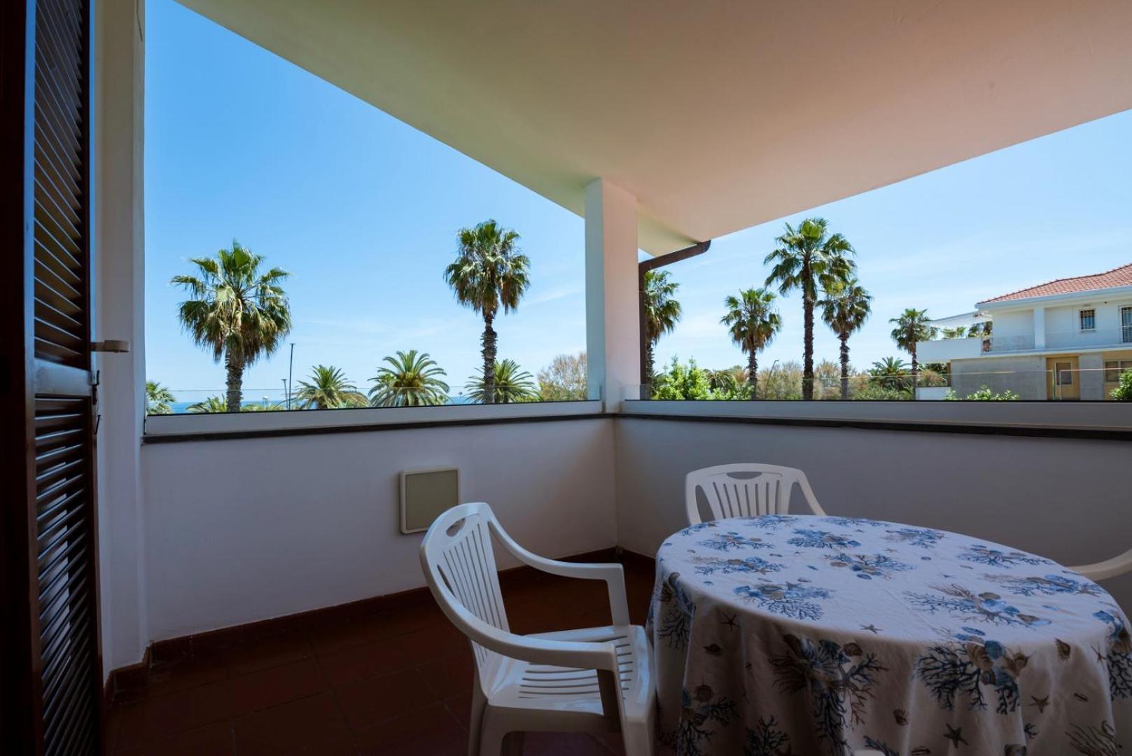 Residence Elle San Benedetto del Tronto Buitenkant foto