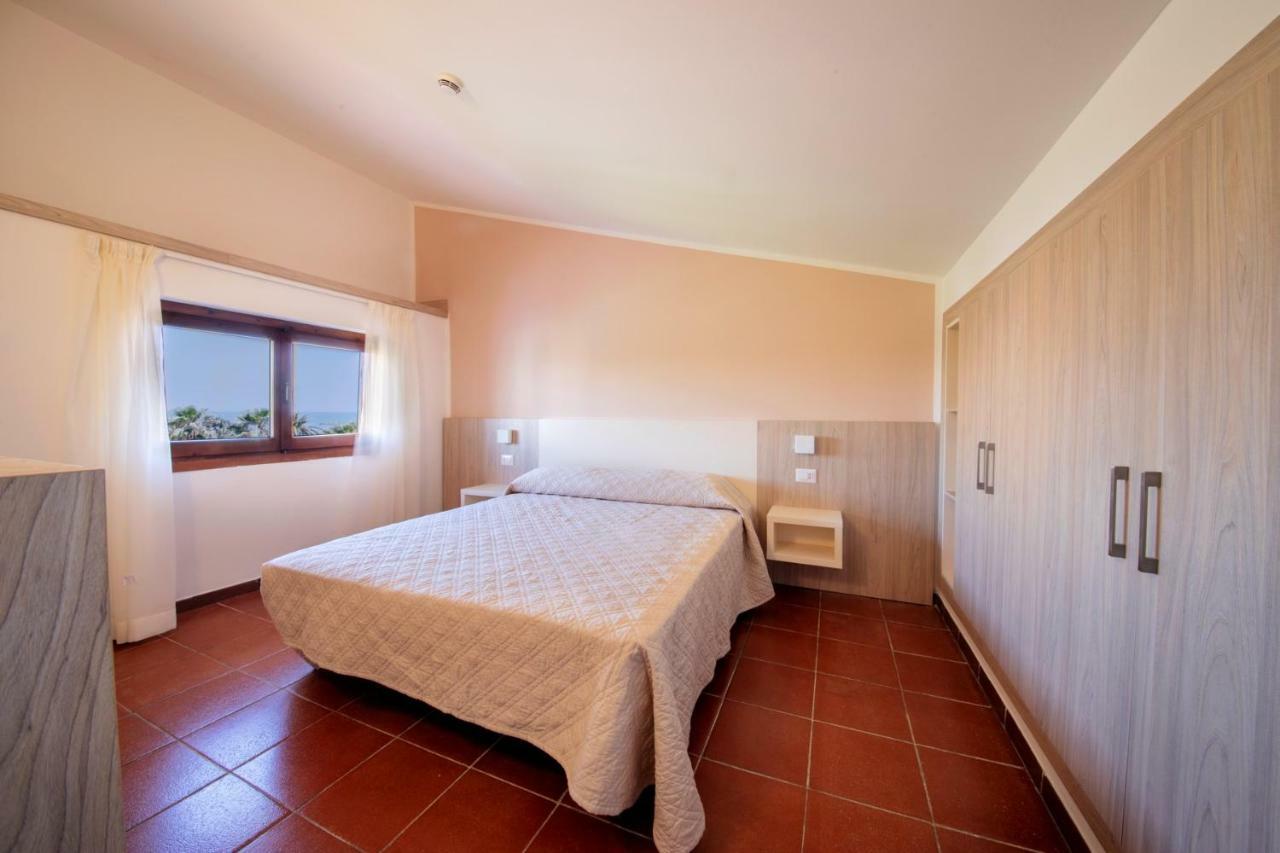 Residence Elle San Benedetto del Tronto Buitenkant foto